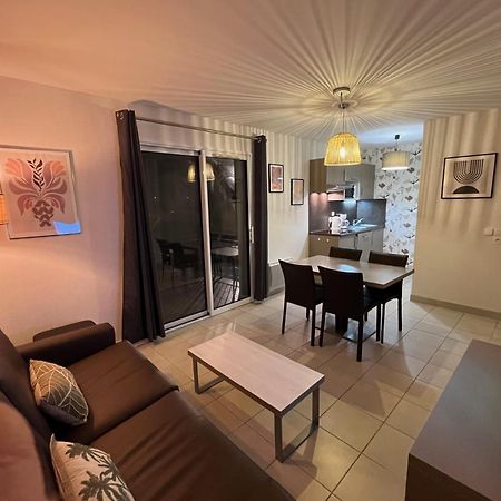 Chez Elisa - Dans Residence 4 Etoiles A 孔卡尔诺 外观 照片